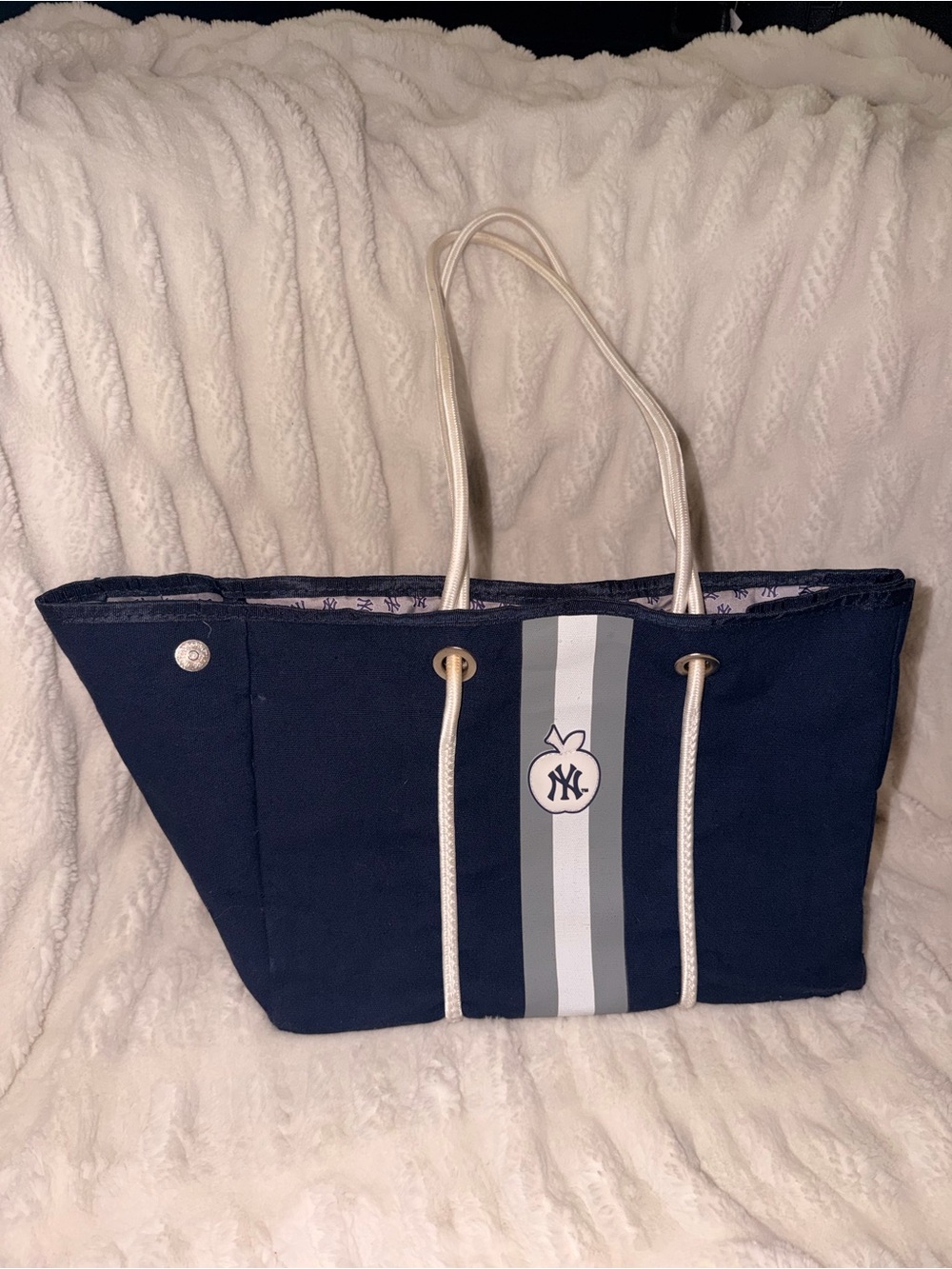 NY Yankees tote bag